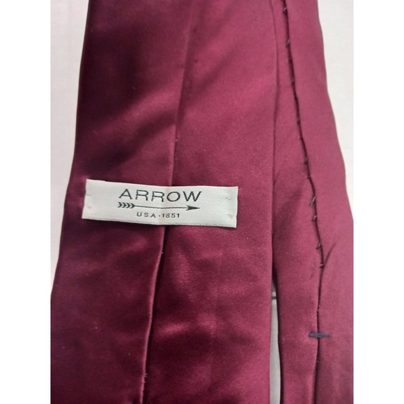 Arrow 100% Imported Silk Men's Tie Red Made in the USA - Picture 2 of 4